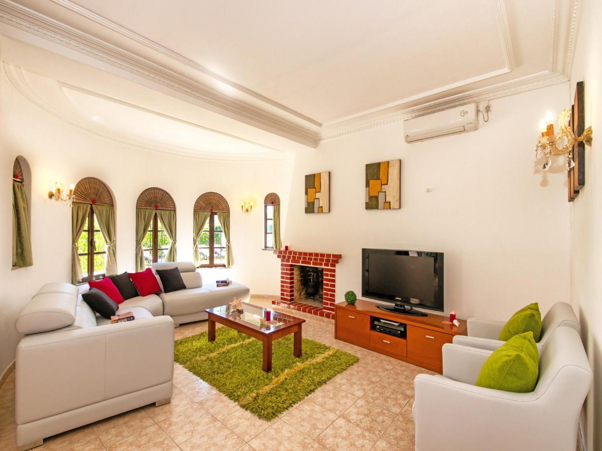 Charming Villa In Albufeira With Private Pool Buitenkant foto